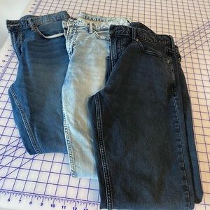 Old Navy Slim Built-In-Flex Jeans BUNDLE! 3 PAIR barely worn. All the shades